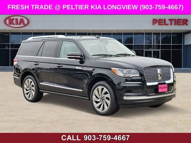 2023 Lincoln Navigator Reserve RWD photo