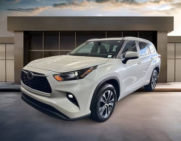 2023 Toyota Highlander XLE FWD photo