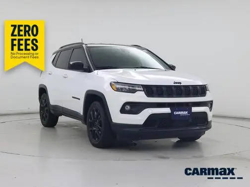 2023 Jeep Compass Altitude 4WD photo