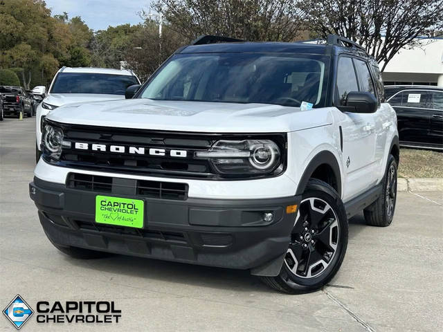 2023 Ford Bronco Sport Outer Banks 4WD photo