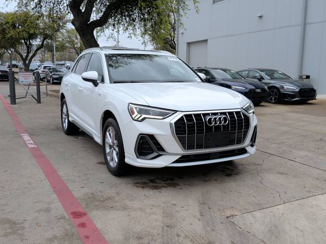 2023 Audi Q3 S line Premium AWD photo