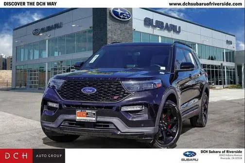 2023 Ford Explorer ST 4WD photo