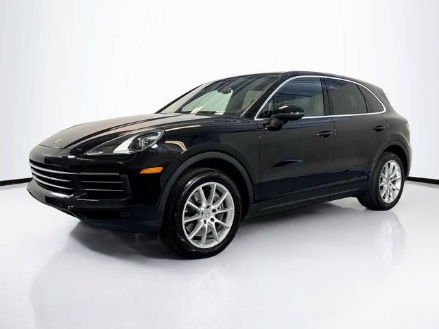 2023 Porsche Cayenne Platinum Edition AWD photo
