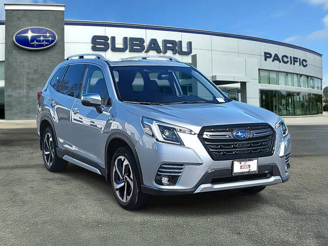 2023 Subaru Forester Touring AWD photo