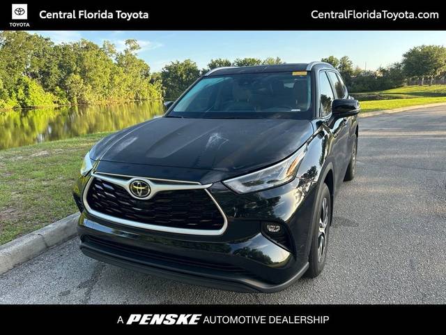 2023 Toyota Highlander XLE AWD photo