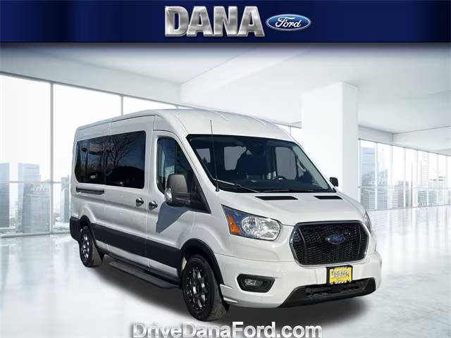 2021 Ford Transit Passenger Wagon XLT RWD photo