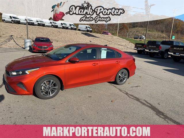 2023 Kia Forte LXS FWD photo