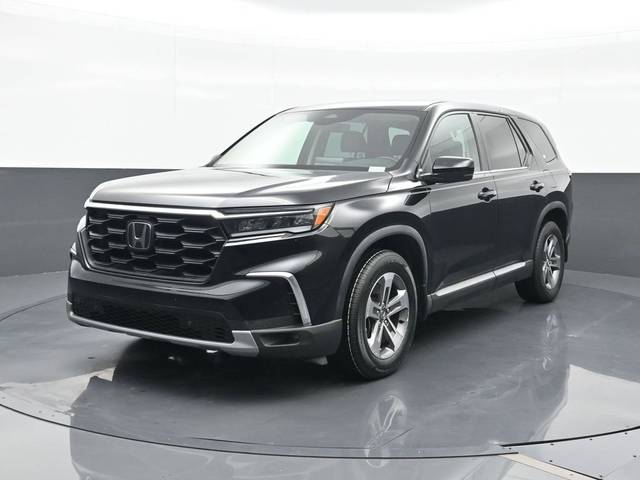 2023 Honda Pilot EX-L 7 Passenger AWD photo