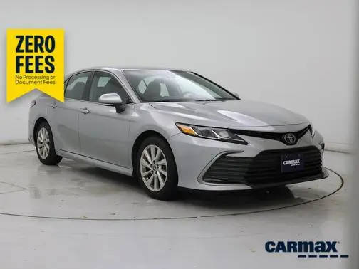 2023 Toyota Camry LE FWD photo