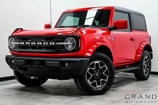 2023 Ford Bronco 2 Door Outer Banks 4WD photo