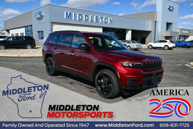 2023 Jeep Grand Cherokee L Altitude 4WD photo
