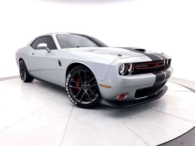 2023 Dodge Challenger R/T RWD photo