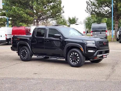 2023 Nissan Frontier PRO-4X 4WD photo