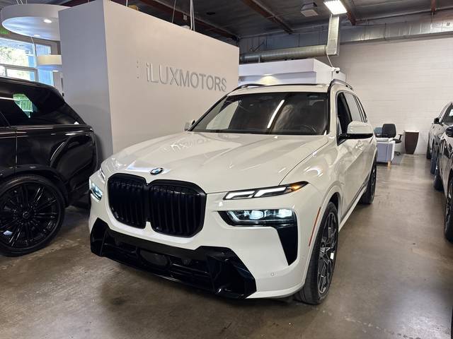 2023 BMW X7 xDrive40i AWD photo