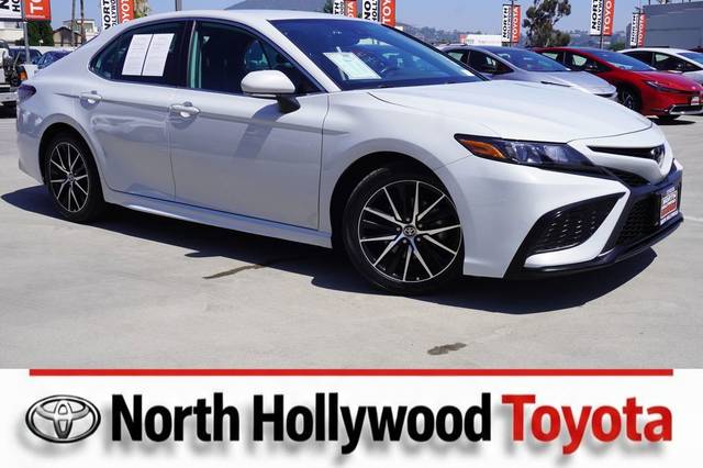 2023 Toyota Camry SE FWD photo