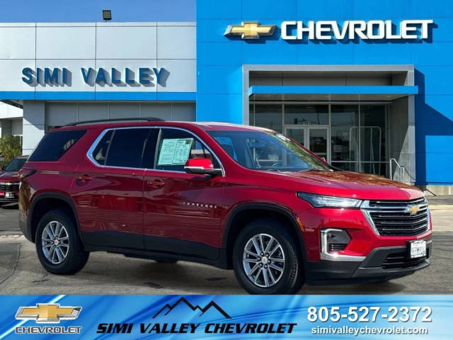 2023 Chevrolet Traverse LT Cloth AWD photo