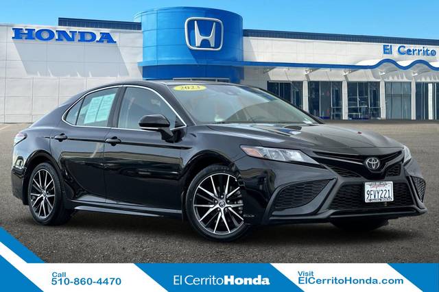2023 Toyota Camry SE FWD photo