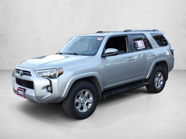 2022 Toyota 4Runner SR5 4WD photo