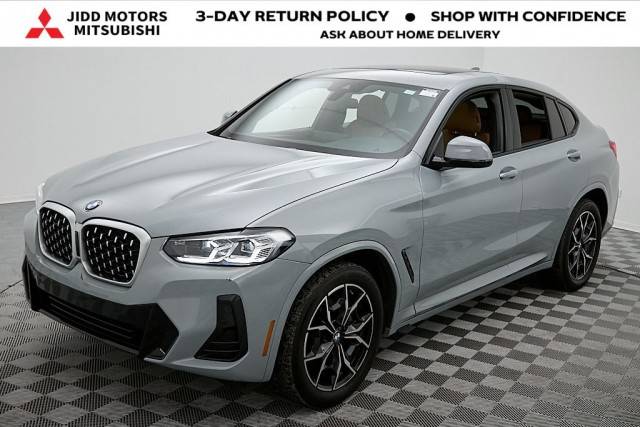 2023 BMW X4 xDrive30i AWD photo
