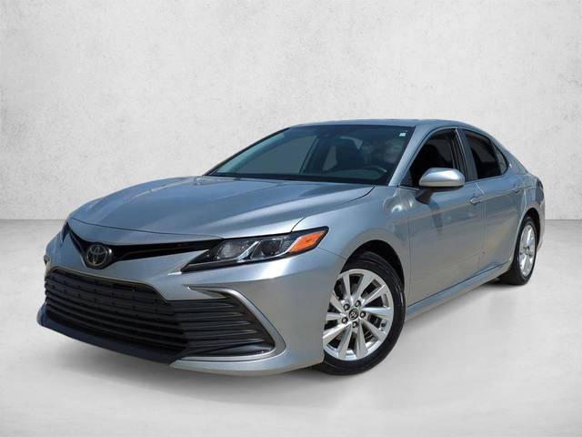 2023 Toyota Camry LE FWD photo