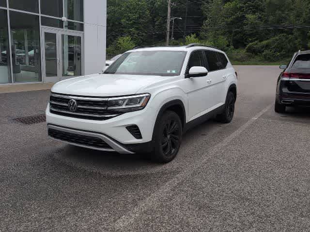 2023 Volkswagen Atlas 3.6L V6 SE w/Technology AWD photo