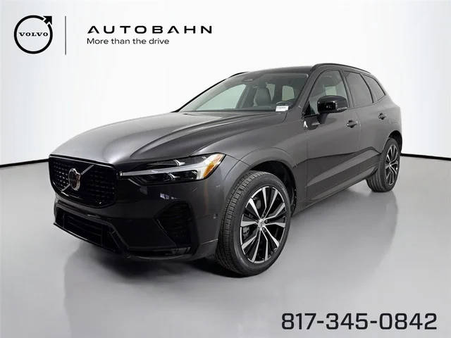 2023 Volvo XC60 Plus Dark Theme FWD photo