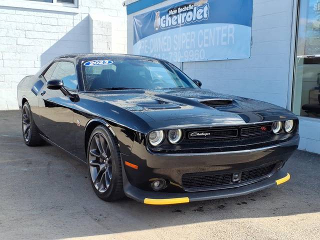2023 Dodge Challenger R/T Scat Pack RWD photo