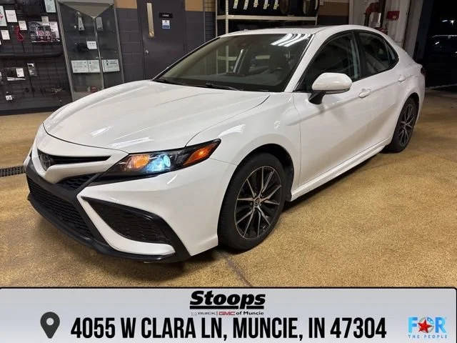 2023 Toyota Camry SE FWD photo