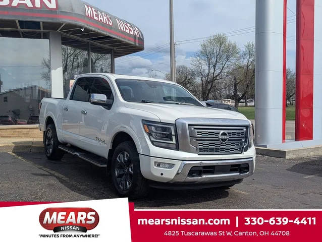 2023 Nissan Titan Platinum Reserve 4WD photo