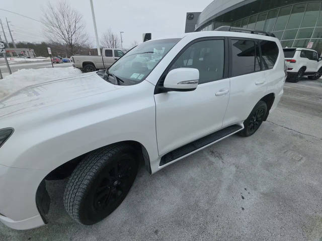 2023 Lexus GX GX 460 4WD photo