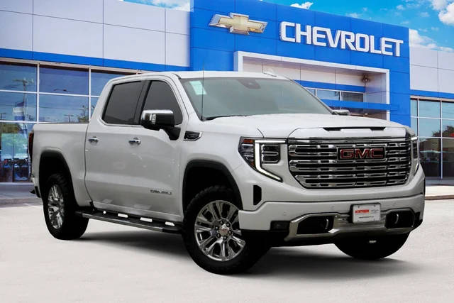 2023 GMC Sierra 1500 Denali 4WD photo