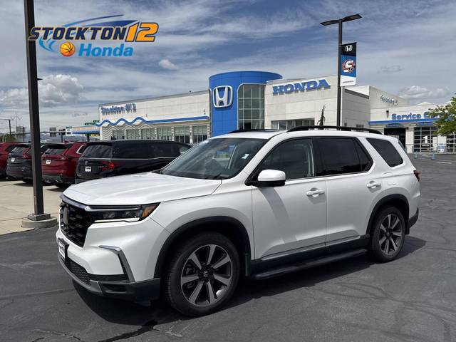 2023 Honda Pilot Elite AWD photo
