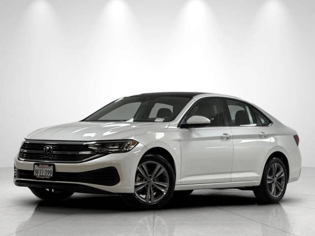 2023 Volkswagen Jetta SE FWD photo