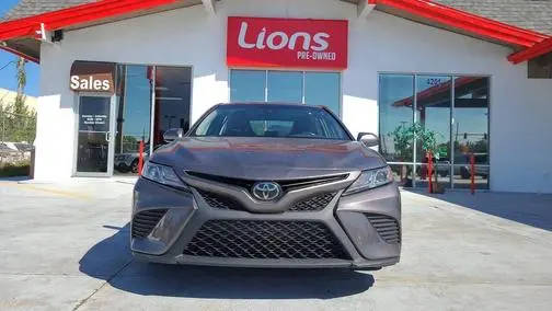 2019 Toyota Camry SE FWD photo