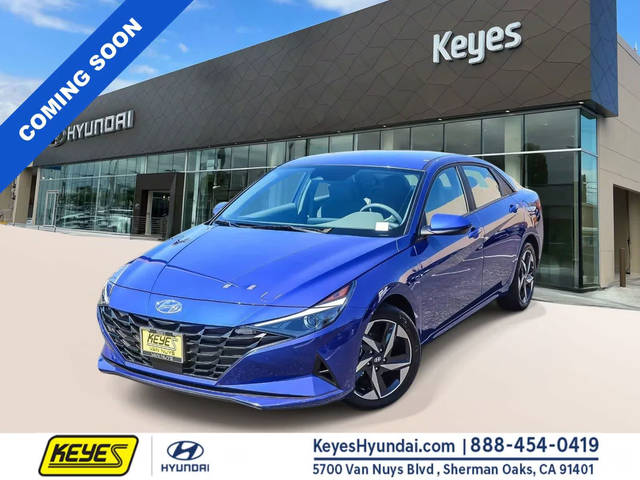 2023 Hyundai Elantra SEL FWD photo
