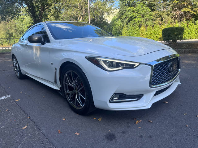 2020 Infiniti Q60 3.0t LUXE AWD photo