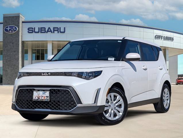 2023 Kia Soul LX FWD photo