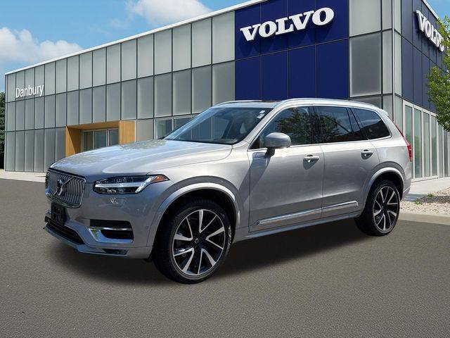 2023 Volvo XC90 Plus AWD photo