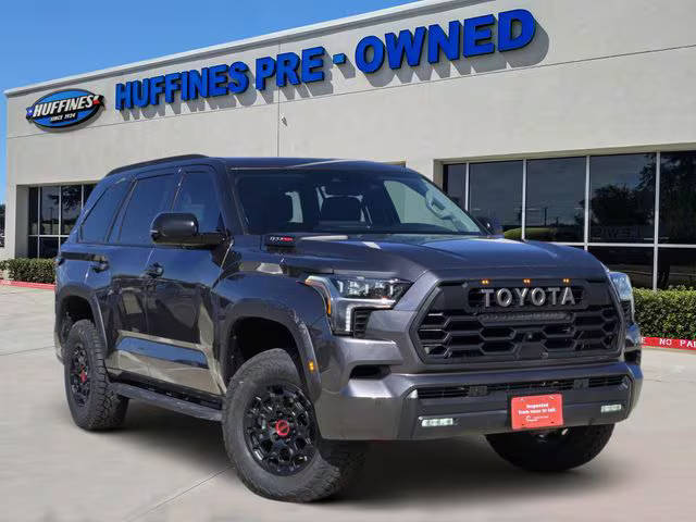 2023 Toyota Sequoia TRD Pro 4WD photo