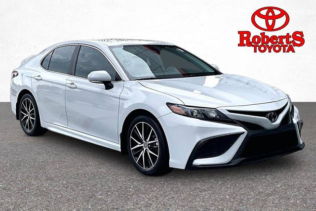 2023 Toyota Camry SE FWD photo