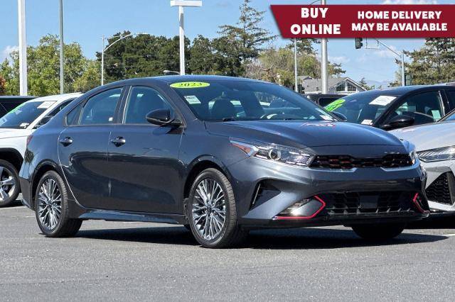 2023 Kia Forte GT-Line FWD photo