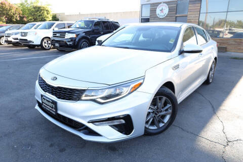 2020 Kia Optima LX FWD photo