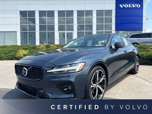 2023 Volvo S60 Plus Dark Theme FWD photo