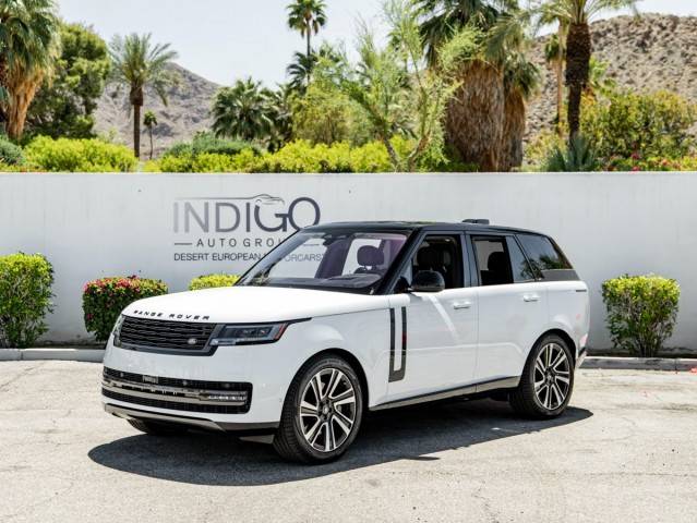 2023 Land Rover Range Rover SE AWD photo