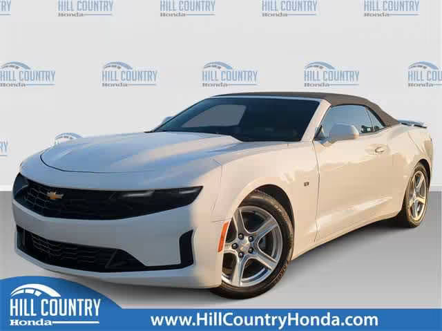 2020 Chevrolet Camaro 1LT RWD photo