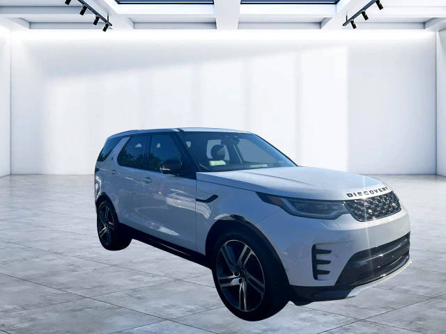2023 Land Rover Discovery S R-Dynamic AWD photo