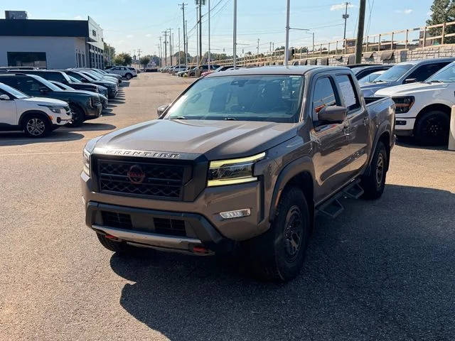 2023 Nissan Frontier PRO-4X 4WD photo