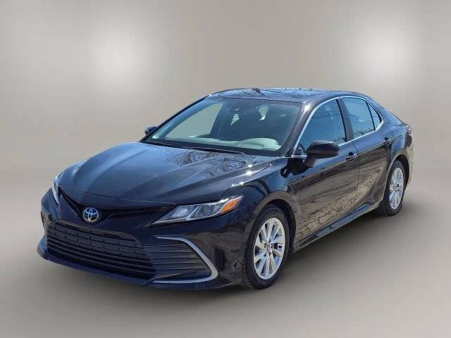 2023 Toyota Camry LE FWD photo