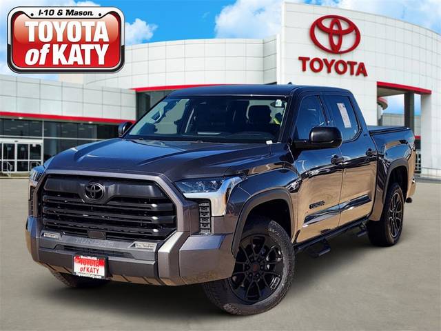 2023 Toyota Tundra SR5 4WD photo