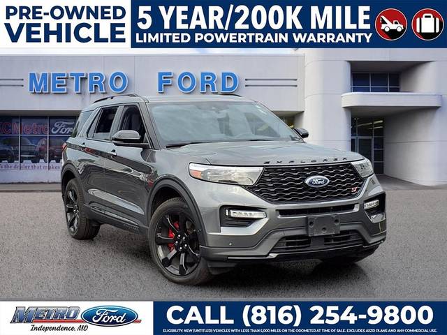 2023 Ford Explorer ST 4WD photo